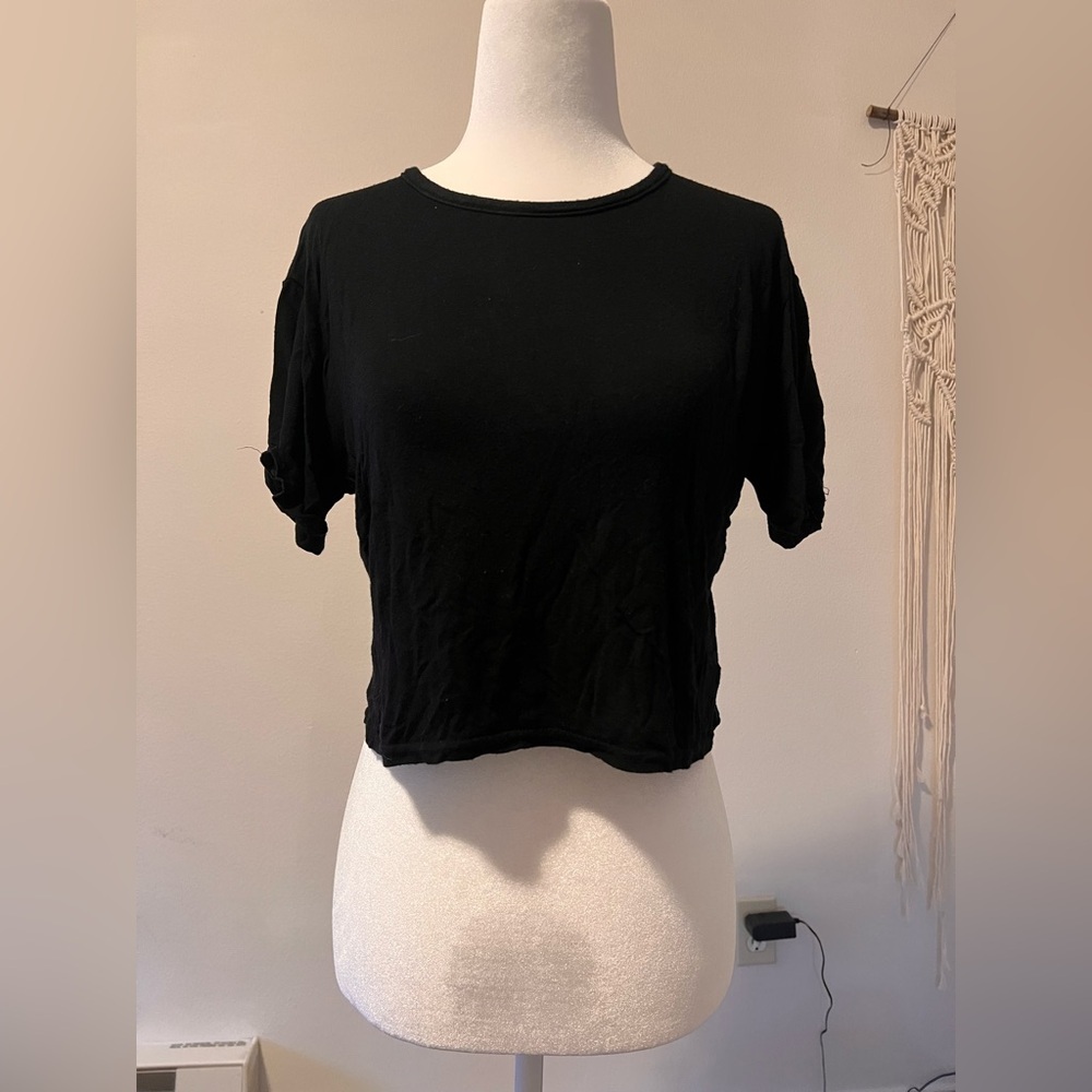 PrettyLittleThing Basic Cropped Tee, Size S